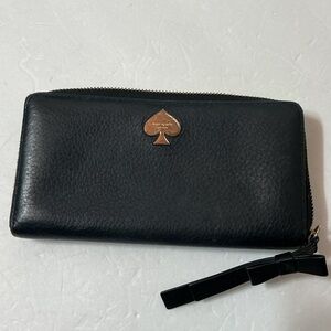 Kate Spade Black Zippy Wallet